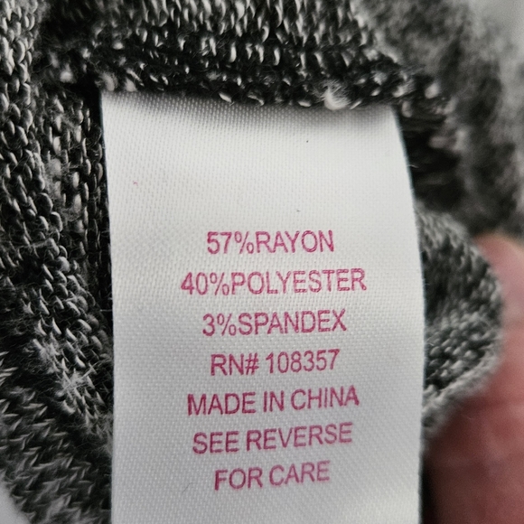 *2 for $20*Girls Sweater Dress with Ruffles on top 6X - Picture 6 of 8